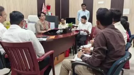 बक्सर: जिले में 2706 भूमिहीन परिवारों में से 2412 को भूमि का आवंटन हुआ