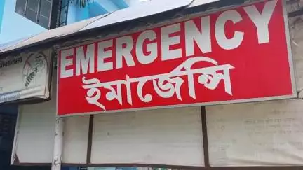 ময়না: নতুন পুকুর বাসস্টপেজে এলাকায় প্রাইভেট গাড়ির সঙ্গে টোটোর ভয়ংকর সংঘর্ষ, আহত ৫ জন তমলুক হসপিটালে স্থানান্তর