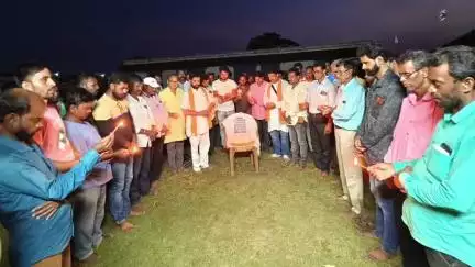 গড়বেতা ৩: আমেদাবাদে প্লেন দুর্ঘটনায় দুই শতাধিকেরও বেশি মৃত্যু,মৃতদের আত্মার শান্তি কামনায় নীরবতা পালন রসকুন্ডু এলাকায় BJP