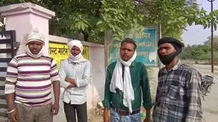 खागा: खागा के त्यौजा में संदिग्ध अवस्था में महिला ने फांसी लगाकर की आत्महत्या, परिजनों का रहा बुरा हाल