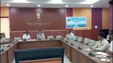 जयपुर: छोटी काशी जयपुर के गलता तीर्थ मंदिर का सौंदर्यकरण और श्रद्धालुओं को बेहतर सुविधा के लिए कलेक्टर ने दिए निर्देश