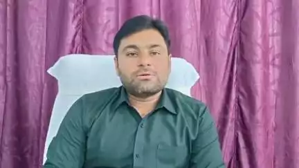 రాయదుర్గం: ప్లాస్టిక్ రహిత పట్టణంగా తీర్చిదిద్దేందుకు అందరూ సహకరించాలని కోరిన మున్సిపల్ కమిషనర్ దివాకర్ రెడ్డి