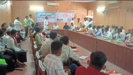 नोखा: अतिरिक्त संभागीय आयुक्त ने नोखा के दौरे पर वन विभाग की नर्सरी का किया निरीक्षण