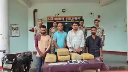 सुकमा: सुकमा पुलिस ने गांजा तस्करी मामले में 4 आरोपियों को रंगे हाथ गिरफ्तार किया, लाखों रुपये का गांजा बरामद
