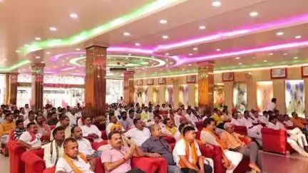रघुनाथपुर: 20 जून को प्रधानमंत्री के संभावित कार्यक्रम को लेकर रघुनाथपुर में भाजपा कार्यकर्ताओं की बैठक आयोजित