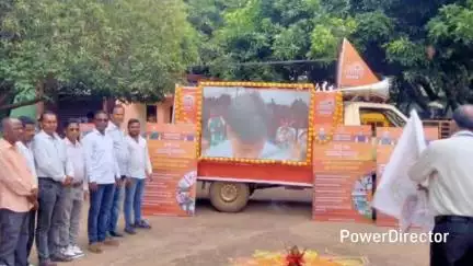 ଯଶିପୁର: ରରୁଆଁବ୍ଲକ  କାର୍ଯ୍ୟାଳୟ ରେ   ବିକାଶ ବାହାନକୁ ଶୁଭ ପତାକା ଦେଖାଇ ଶୁଭାରମ୍ଭ କଲେ ବିଡ଼ିଓ
