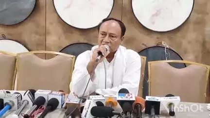 गुना नगर: कांग्रेस से निकाले जाने पर लक्ष्मण सिंह ने कहा, 'राहुल गांधी पीएम बनेंगे, लिखकर देता तो नहीं निकालते'