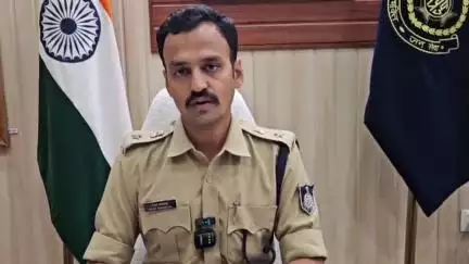 मंडला: मंडला में बाइक सवार युवकों ने युवती का अपहरण किया, पुलिस अधीक्षक रजत सकलेचा ने कहा- जांच जारी