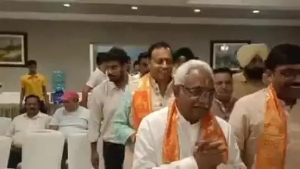 काशीपुर: बाजपुर रोड स्थित एक निजी होटल में हरिद्वार के भाजपा विधायक मदन कौशिक ने की प्रेस वार्ता