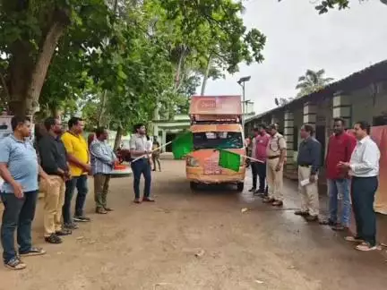ମୋହନା: ମୋହନା ବ୍ଲକ କାର୍ଯ୍ୟାଳୟ ରେ ବିକାଶ ବାହାନ ଯାତ୍ରା ରଥ ଉଦଘାଟନ।