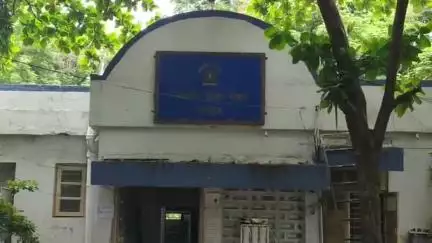 धरणगाव: बजरंग बोगद्याजवळ अल्पवयीन मुलांकडून काम करून घेणाऱ्या वर जिल्हा पेठ पोलीस ठाण्यात गुन्हा दाखल
