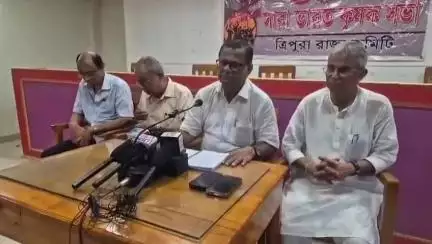 মোহনপুর: রাবার এবং বিভিন্ন ফসল চাষীদের সমস্যা নিয়ে আন্দোলনে যাবে কৃষকসভা, মেলার মাঠের সাংবাদিক সম্মেলনে ঘোষণা দিলেন পবিত্র কর