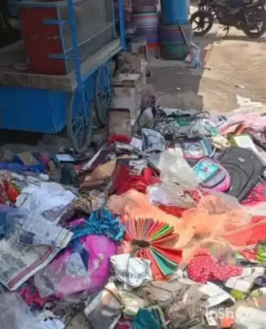 चितरंगी: सरई थाना क्षेत्र के निवास मेन मार्केट में कपड़े की दुकान में आग, लाखों का सामान खाक