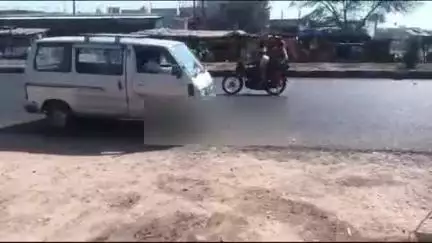करेरा: एनएच 27 शिवपुरी-झांसी हाईवे पर अशोक होटल तिराहे पर अज्ञात वाहन ने गाय को मारी टक्कर