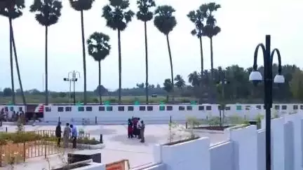 திருப்புவனம்: கீழடி அருங்காட்சியகம் பார்வையாளர்களின்றி வெறிச்சோடி காணப்பட்டது