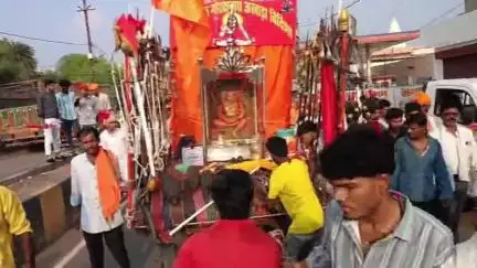 मुंगावली: महाराणा प्रताप प्रतिमा स्थल पर माल्यार्पण कर क्षत्रिय राजपूतों ने निकाला चल समारोह