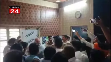 जिला अमरोहा मंडी धनोरा में अस्पताल में हंगामा