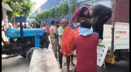 बेगूसराय: हरदिया के पास सड़क हादसे में घायल महिला की अस्पताल में मौत, परिजनों में कोहराम