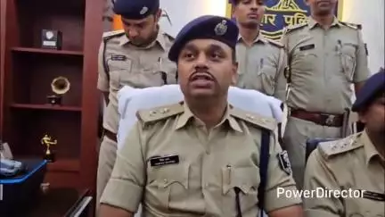 कटिहार: कोढ़ा गैंग के खिलाफ जुराबगंज में पुलिस की कार्रवाई, 17 गिरफ्तार, SP वैभव शर्मा ने दी जानकारी