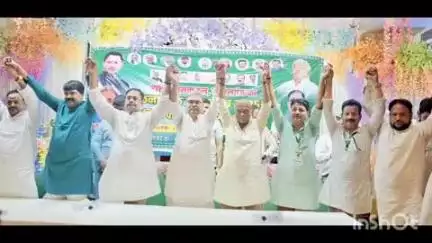 गोपालगंज: शहर के जादोपुर मोड़ स्थित होटल में राजद जिला अध्यक्ष पद के लिए नामांकन प्रक्रिया हुई, छह लोगों ने किया नामांकन