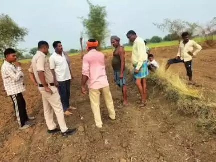 पंडरिया: ग्राम धरमपुरा में जमीन संबंधी मामले को लेकर दो पक्षों के बीच हुआ विवाद, 112 की टीम ने सुलझाया मामला
