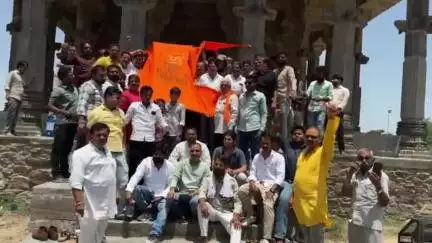 कुम्भलगढ़: कुंभलगढ़ में शिव मंदिर पर लगा भगवा ध्वज विवाद शांत, पुनः फहराया गया ध्वज; हिंदू संगठनों में खुशी