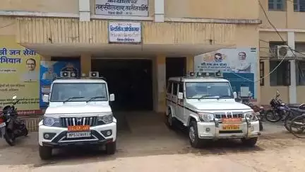 मझौली: सीधी: कलेक्टर ने 3 वर्ष से एक सीट पर जमे प्रवचकों का किया स्थानांतरण, एसडीएम मझौली ने मड़वास तहसील का किया निरीक्षण