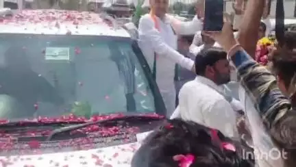 निम्बाहेड़ा: निंबाहेड़ा में अशोक गहलोत का आत्मीय स्वागत, सरकार पर जमकर साधा निशाना