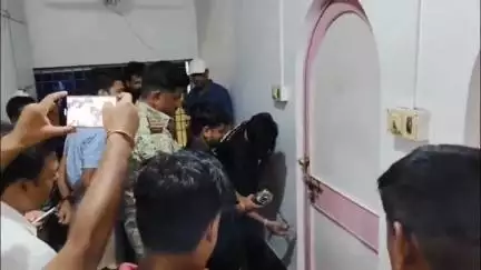 दुमका: दुमका में सेक्स रैकेट का भंडाफोड़, 6 युवतियों और होटल संचालक सहित तीन युवक गिरफ्तार
