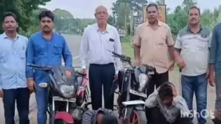 భద్రాచలం: ద్విచక్ర వాహనాలపై గంజాయి తరలిస్తున్న ఆరుగురు వ్యక్తులను భద్రాచలంలో అరెస్టు చేసిన ఎన్ఫోర్స్మెంట్ అధికారులు