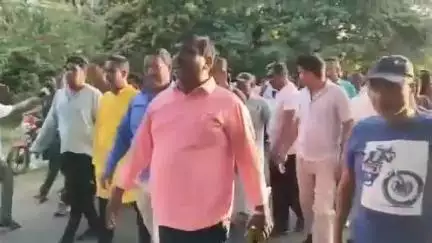 খড়গপুর ১: খড়গপুরে আজ ফের DRM-এর অপসারণের দাবিতে বিক্ষোভ বস্তি বাঁচাও কমিটির, উপস্থিত তৃণমূল নেতৃত্বরা