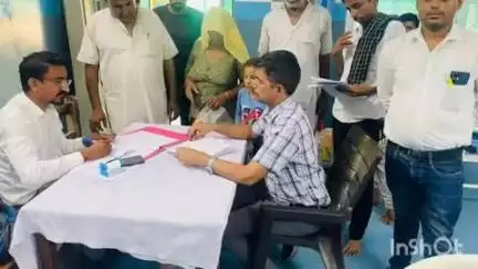 बालेसर: बालेसर सीएचसी में दिव्यांग जनों के लिए उपकरण वितरण शिविर आयोजित, 22 दिव्यांग जनों को वितरित किए गए उपकरण