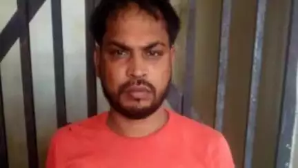 साहेबपुर कमाल: पुलिस ने शराब मामले में फरार चल रहे एक अभियुक्त को मूसेचक से किया गिरफ्तार