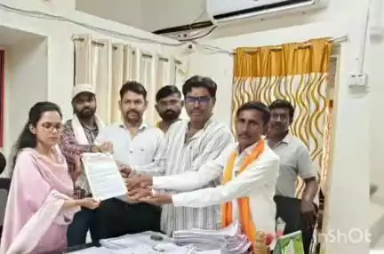 कोरपना: कोरपणा तालुका प्रहार संघटनेतर्फे कोरपणा तहसीलदार यांना निवेदन