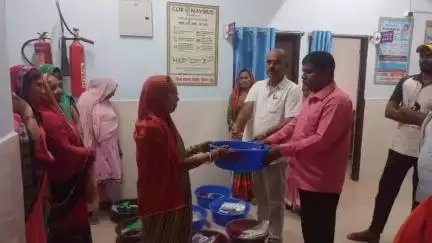 सिवान: फाइलेरिया मुक्त अभियान: नौतन और दरौली में 17 मरीजों को मिली किट