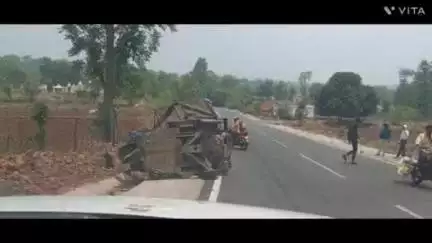 घुघरी: घुघरी के लाटो घाट पर पलटा ऑटो 

पांच से अधिक गंभीर रूप से घायल