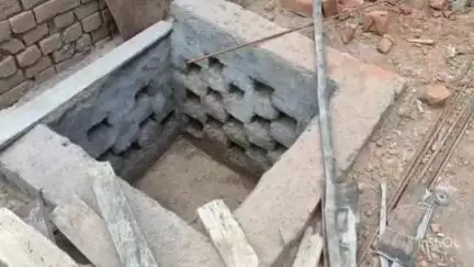 महासमुंद: जिले में जनसहयोग से 1252 सोखता गड्ढों का निर्माण पूर्ण, जल संरक्षण में तेजी लाने के लिए कलेक्टर ने दिए थे निर्देश