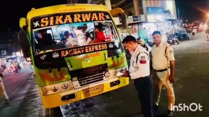 गुना: जिले के सभी थाना चौकी क्षेत्र में की सघन वाहन चेकिंग, लापरवाही पर 45 वाहन चालकों पर कि कार्यवाही