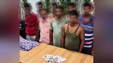 তুফানগঞ্জ ১: বক্সিরহাট থানার অন্তর্গত বিভিন্ন এলাকায় অভিযান চালিয়ে জুয়ার আসর থেকে গ্রেপ্তার 8