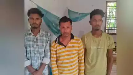 দিনহাটা ১: হরিরহাট এলাকা থেকে গ্রেপ্তার 3 বাংলাদেশি নাগরিক
