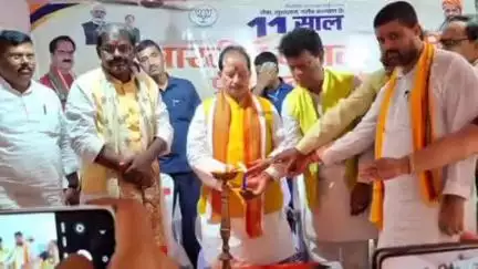 बेनीपुर: बीजेपी की ओर से गुरुवार को कर्पूरी सभा भवन बेनीपुर में पीएम नरेंद्र मोदी के 11 साल बेमिसाल के तहत प्रोफेशनल मीट कार्यक्र