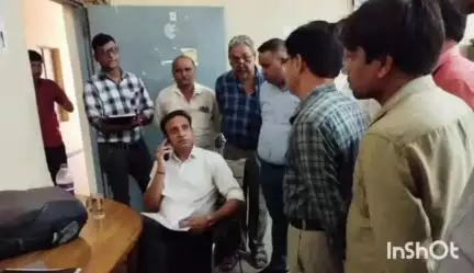 राघोगढ़: राघोगढ़ और चाचौड़ा जनपद पंचायत कार्यालय का जिला पंचायत सीईओ ने किया निरीक्षण विभागीय योजनाओं की समीक्षा की