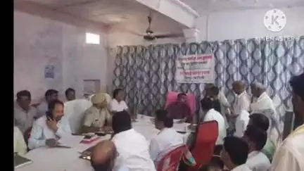 मण्डरायल: ब्लॉक स्तरीय जनसुनवाई का आयोजन उपखंड कार्यालय में, जिला कलक्टर ने समस्याओं के समय पर निस्तारण के दिए निर्देश