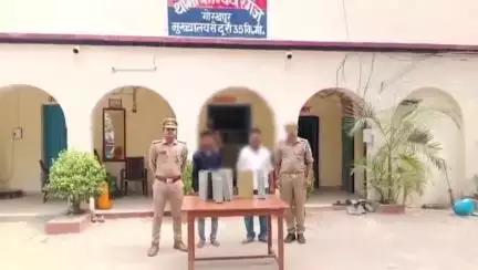 कैंपियरगंज: कैंपियरगंज पुलिस ने टावर से बैट्री की चोरी करने वाले दो आरोपितों को किया गिरफ्तार