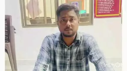 એલસીબી પોલીસની ટીમે આહવા પોલીસ મથકના દારૂના ગુનામાં સંડોવાયેલો વોન્ટેડ આરોપીને ઝડપી પાડ્યો