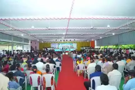 భూత్పూర్: భూత్పూర్ మున్సిపాలిటీ & మండలంకు చెందిన వివిధ గ్రామాల ఇందిరమ్మ ఇండ్ల లబ్ధిదారులకు ప్రొసీడింగ్స్ పంపిణీ చేసిన ఎమ్మెల్యే