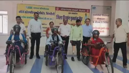सिंगरौली: अवर सचिव भारत सरकार  सामाजिक न्याय विभाग अनीता मीना ने जिले में एबीपी नीति आयोग योजनाओं के क्रियान्वन की ली जानकारी
