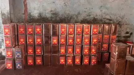 નડિયાદ: નડિયાદ ફૂડ એન્ડ સેફટી વિભાગે કપડવંજના સત્યનારાયણ ટ્રેડર્સ સામે ફુડ સેફટી એન્ડ સ્ટાન્ડર્ડ એકટ હેઠળ કાર્યવાહી.
