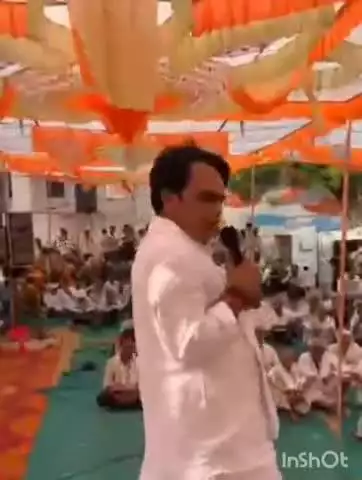 महवा: बलीन में पद दंगल कार्यक्रम का आयोजन, विधायक ने की शिरकत