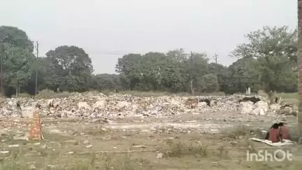 जानसठ: सिखेड़ा क्षेत्र के जौली मार्ग खुले में डाला जा रहा है कूड़ा,आसपास के लोग परेशान लगा रहे हैं इंसाफ की गुहार #jansamsaya
